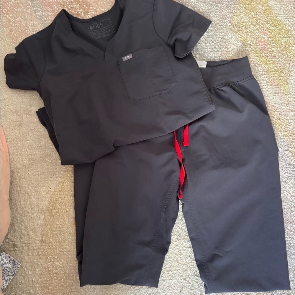 Figs Black Technical Collection Top